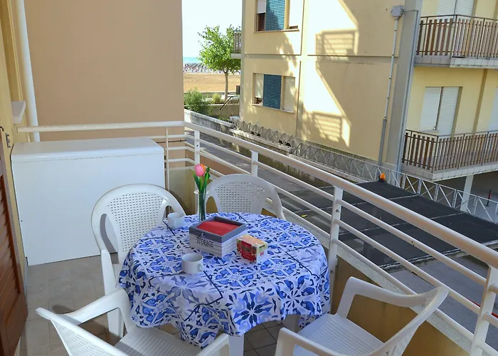 Enjoy From Our Balcony - Beahost Апартаменты Бибионе